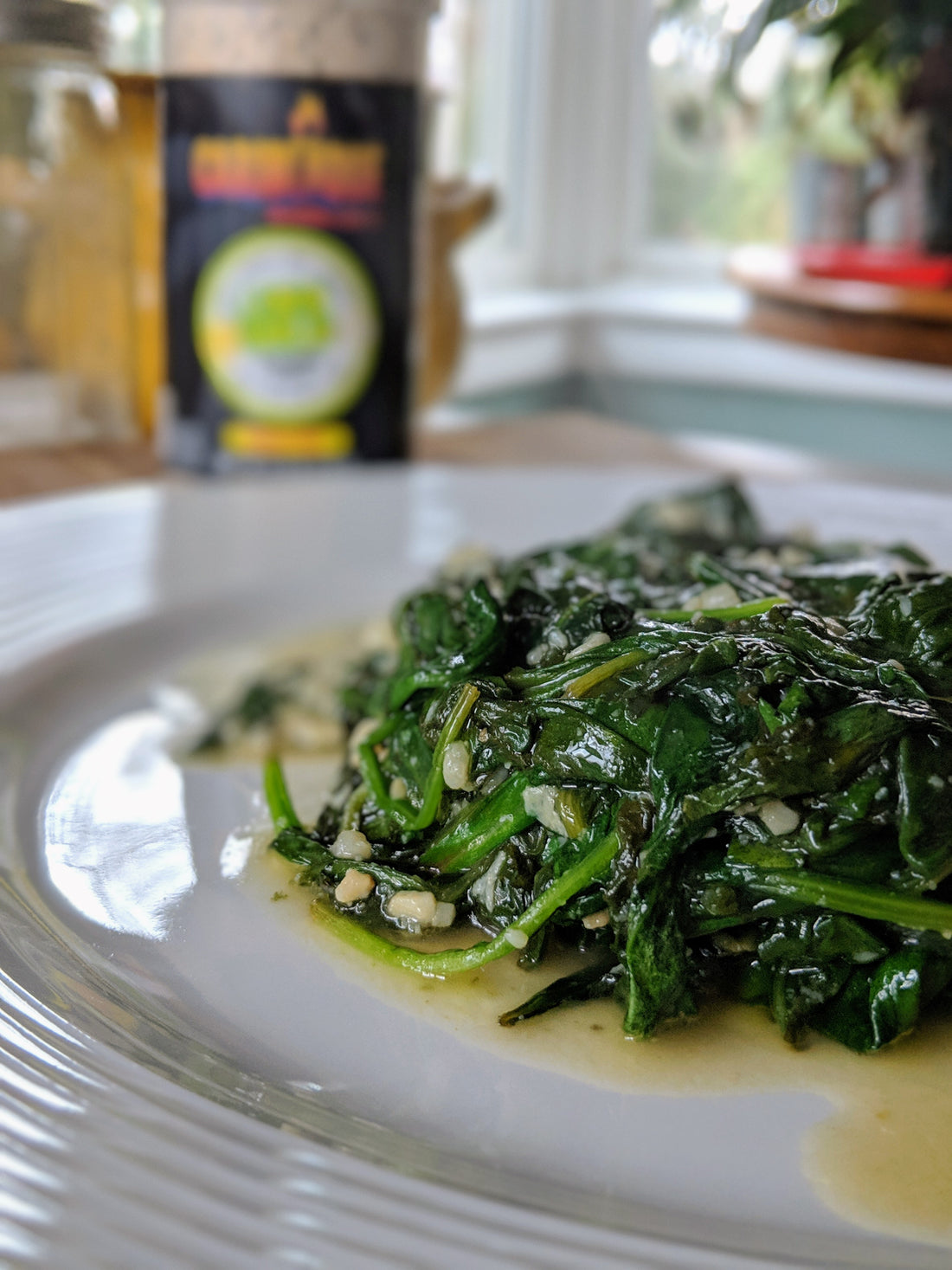 Keto Sauted Garlic and Spinach