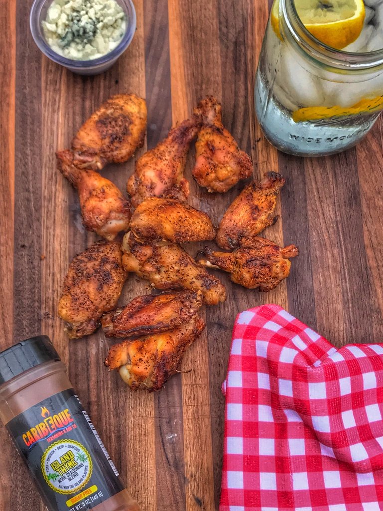 Dry Rubbed Smoked chicken wings